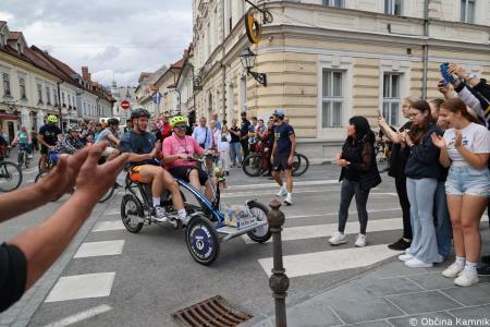 Deželak junak v Kamniku  (9)